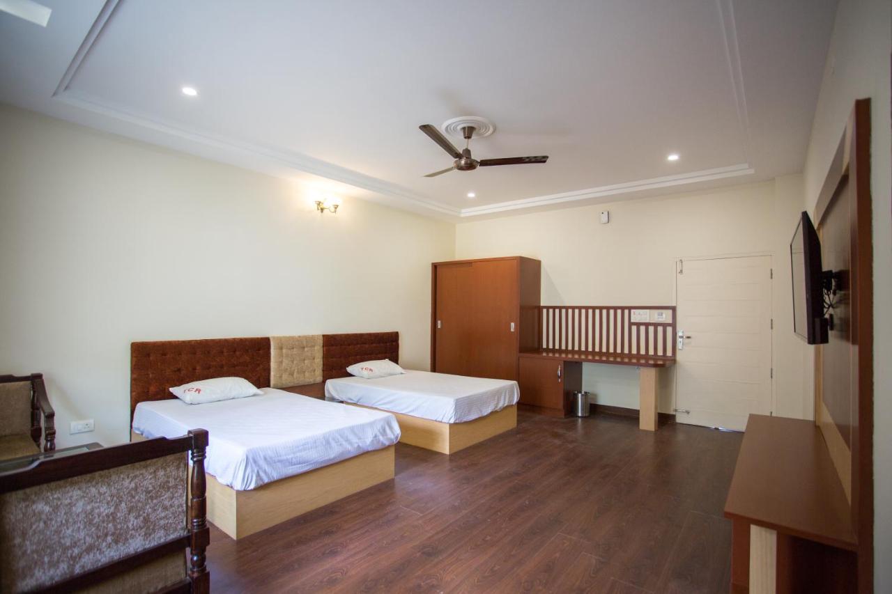 Tehri Club And Resort Chamba  Екстериор снимка