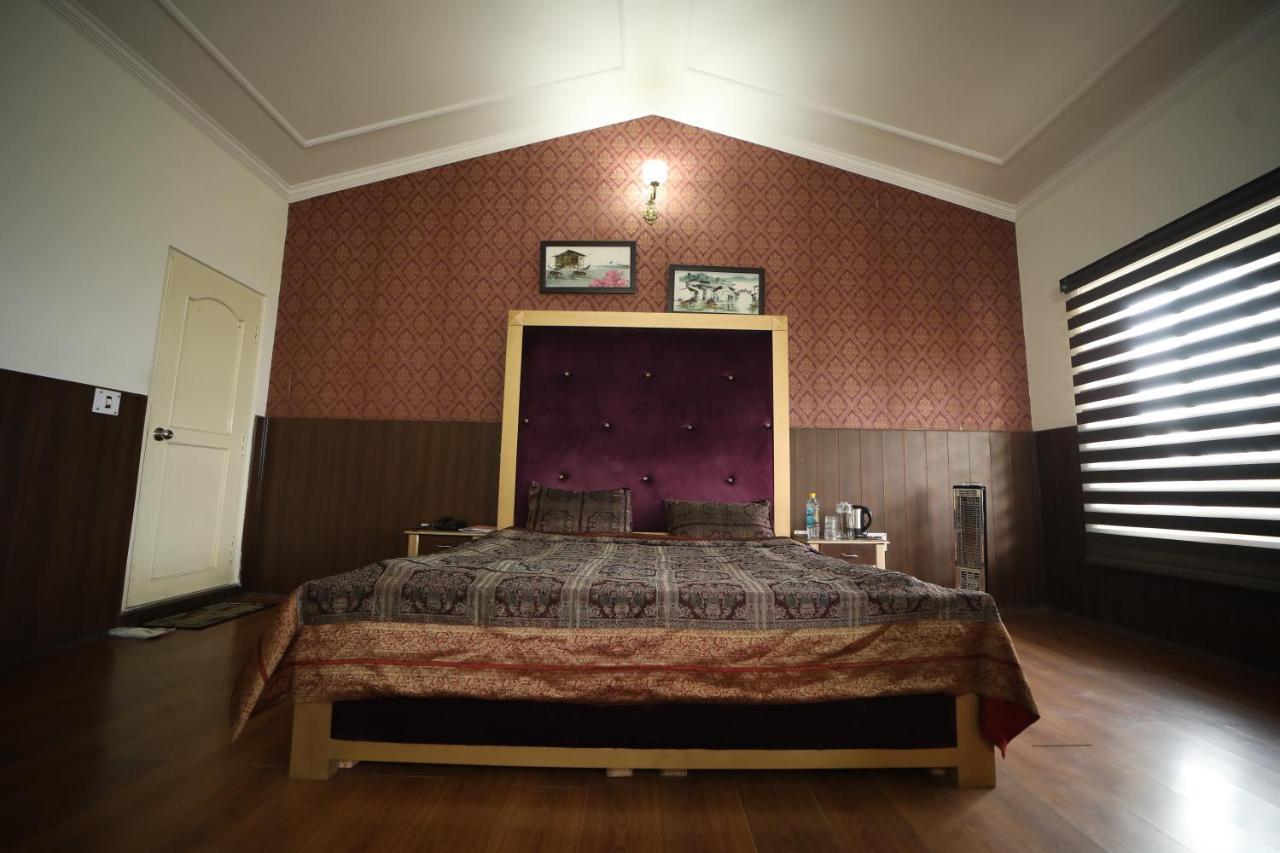 Tehri Club And Resort Chamba  Екстериор снимка